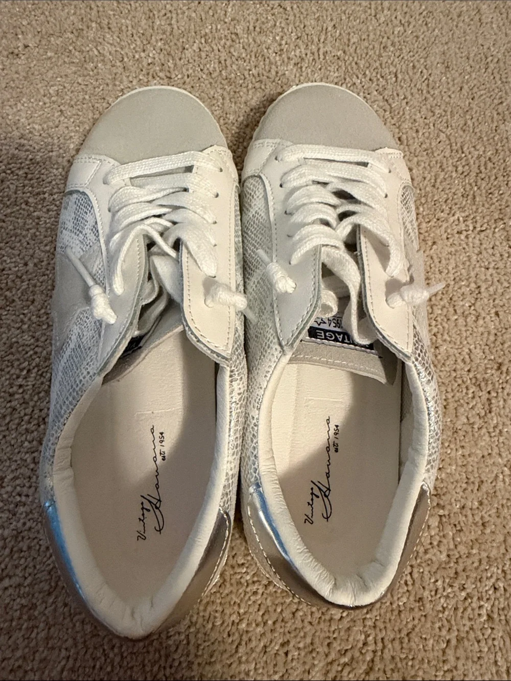 Vintage White & Silver Low-Top Sneakers with Blue Heel Accent